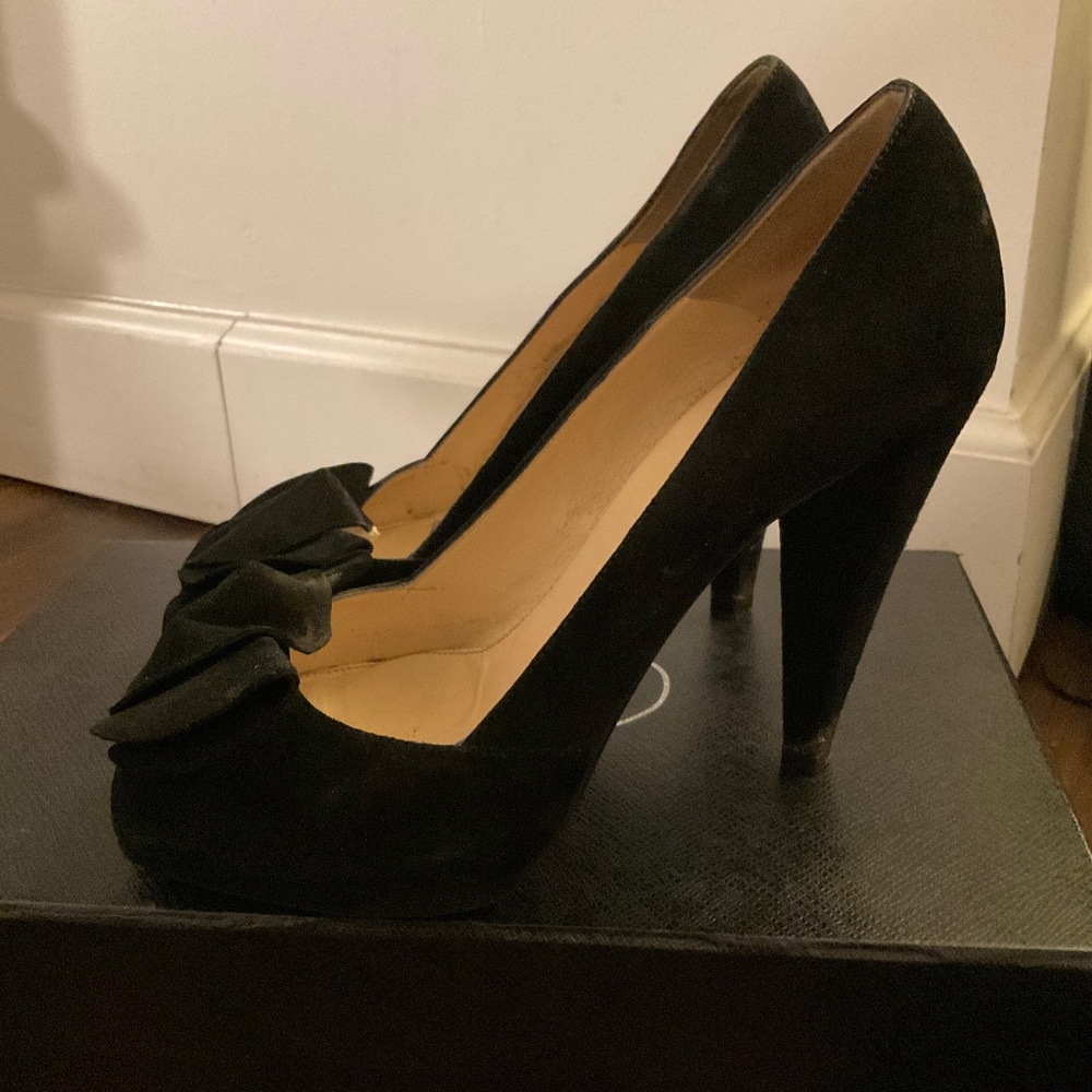 Prada 8 black